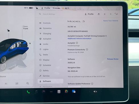 Used 2023 Tesla Model 3 Standard Range image 42