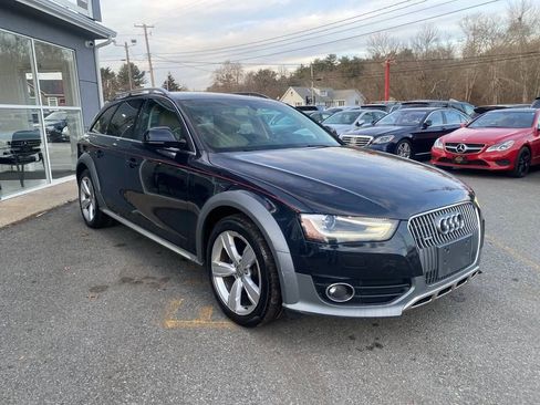 Used 2015 Audi A4 Premium Plus w/ Technology Package image 3
