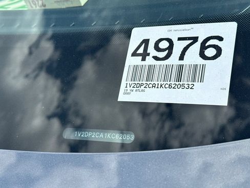 Used 2019 Volkswagen Atlas SE FWD image 3
