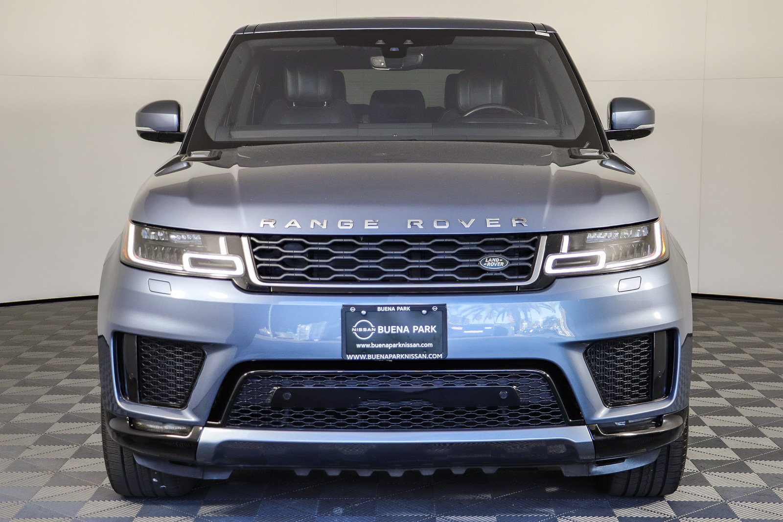 Used 2020 Land Rover Range Rover Sport HSE AWD/4WD image 2