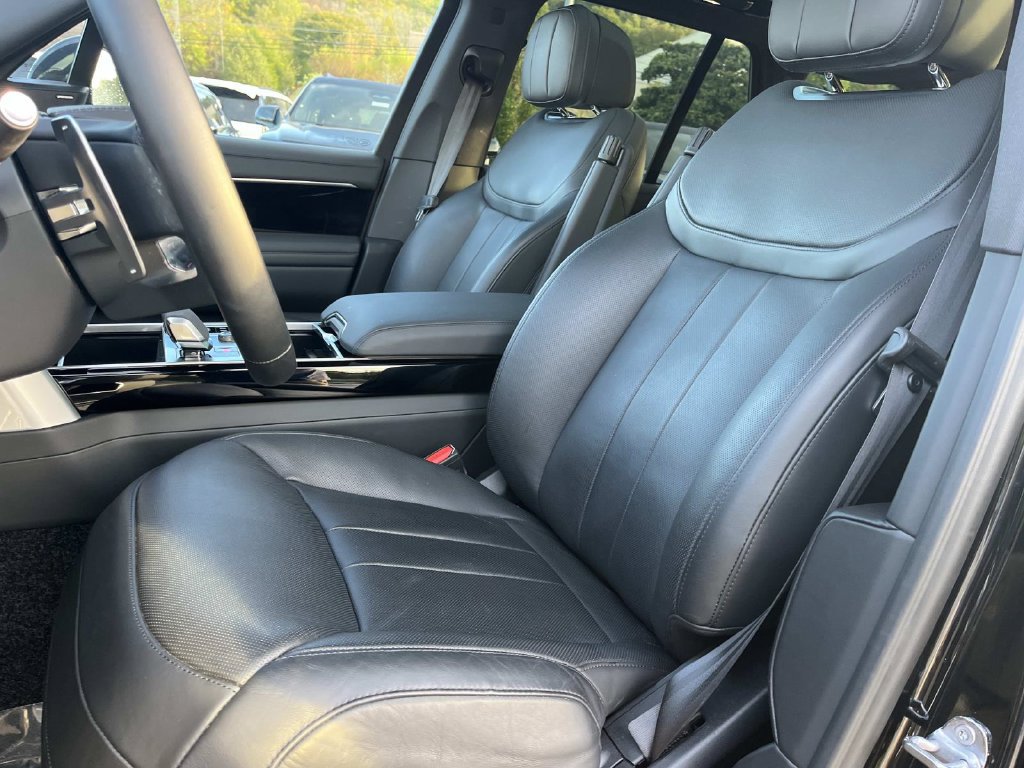 Certified 2023 Land Rover Range Rover SE AWD/4WD image 18
