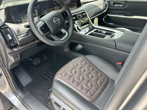 New 2026 Nissan Armada Platinum Reserve AWD/4WD image 15