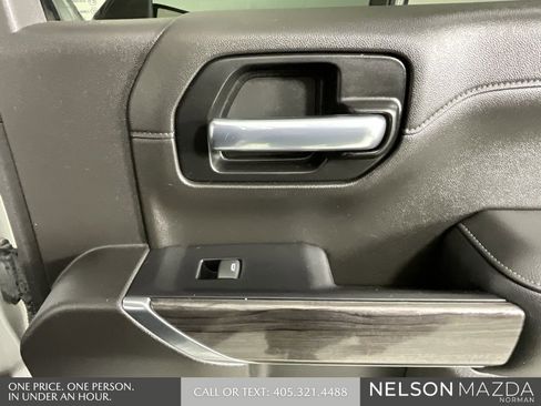 Used 2020 Chevrolet Silverado 1500 LTZ w/ LTZ Texas Edition image 18