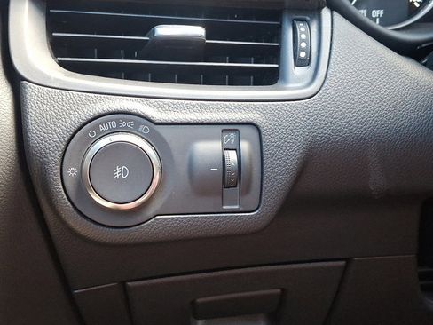 Used 2020 Buick Envision Premium AWD/4WD image 23