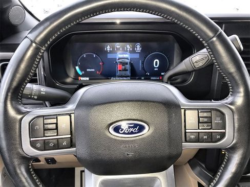 Used 2024 Ford F250 Lariat w/ Chrome Package image 14