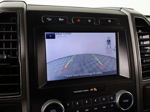 Used 2021 Ford Expedition XLT image 6