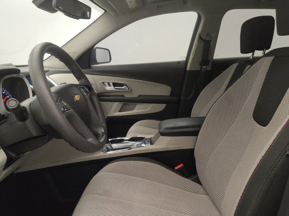 Used 2017 Chevrolet Equinox LS FWD image 17