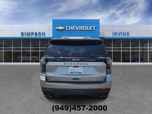 Used 2026 Chevrolet Suburban RST w/ Comfort Package AWD/4WD image 7