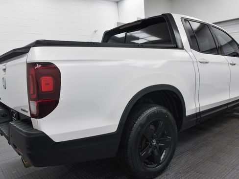 Used 2022 Honda Ridgeline Black Edition image 6