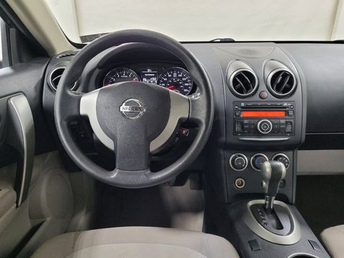 Used 2014 Nissan Rogue S AWD/4WD image 22