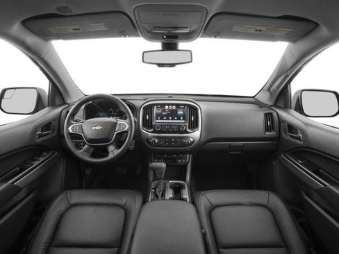 Used 2017 Chevrolet Colorado LT w/ Safety Package image 8