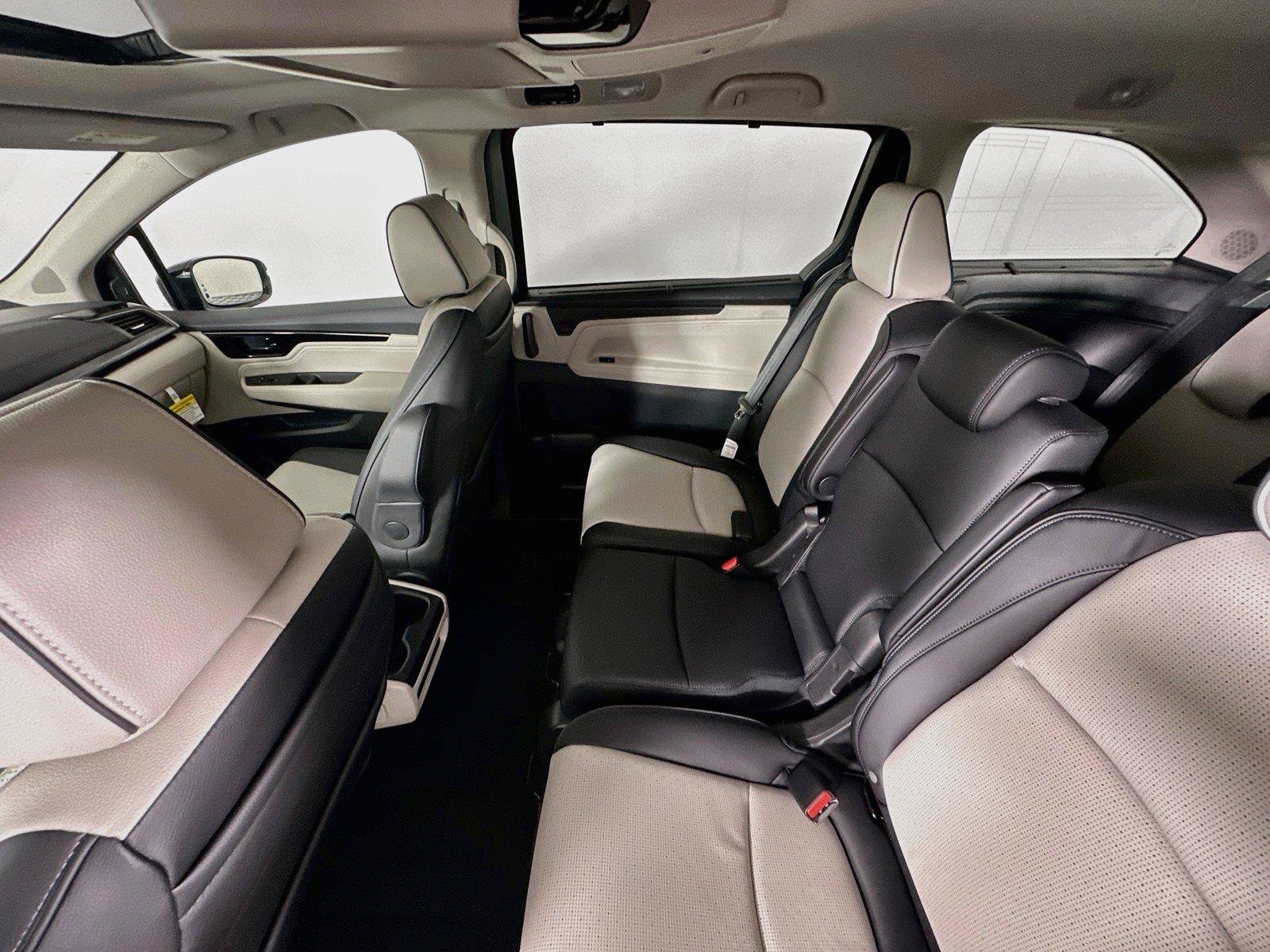 New 2026 Honda Odyssey Elite image 11