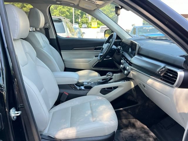 Certified 2024 Kia Telluride S w/ S Sunroof Package FWD image 11