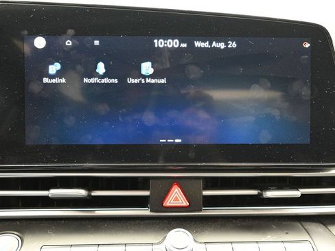 Used 2024 Hyundai Elantra SEL FWD image 29