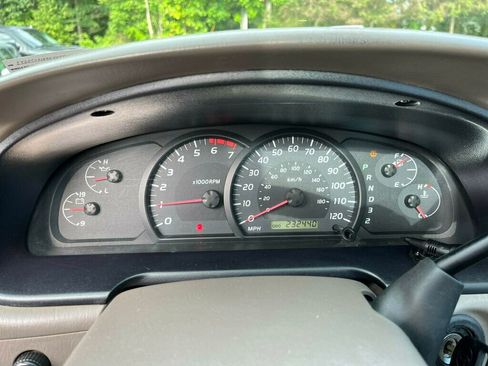 Used 2005 Toyota Tundra Limited w/ All Weather Guard Pkg image 92