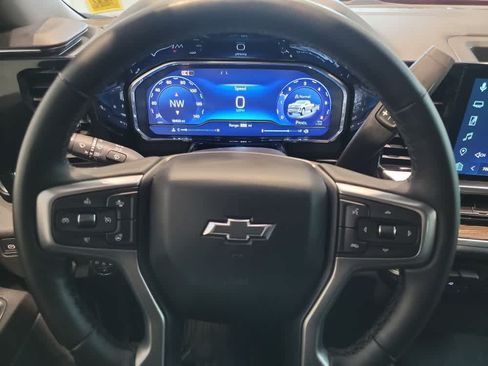 Used 2024 Chevrolet Silverado 1500 RST w/ Z71 Off-Road Package AWD/4WD image 14