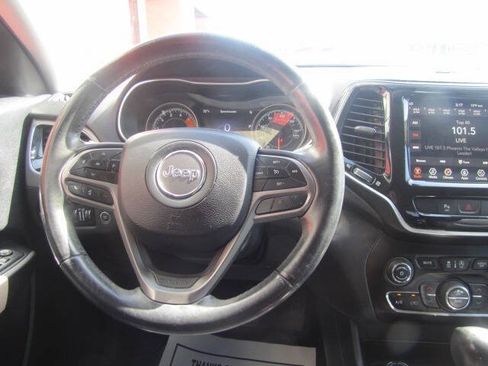 Used 2019 Jeep Cherokee Limited AWD/4WD image 19