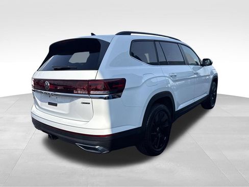 Used 2025 Volkswagen Atlas SE AWD/4WD image 6