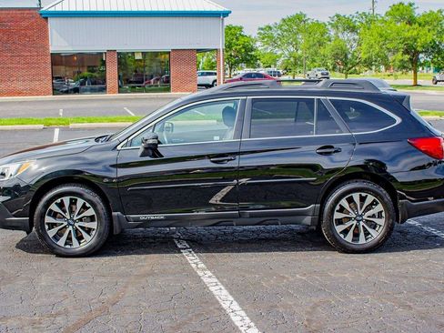 Used 2016 Subaru Outback 2.5i Limited AWD/4WD image 5