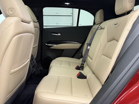 Used 2024 Cadillac XT4 Luxury w/ Cold Weather Package FWD image 24