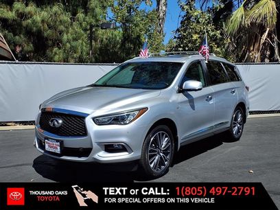 Used 2016 INFINITI QX60 FWD w/ Deluxe Technology Package