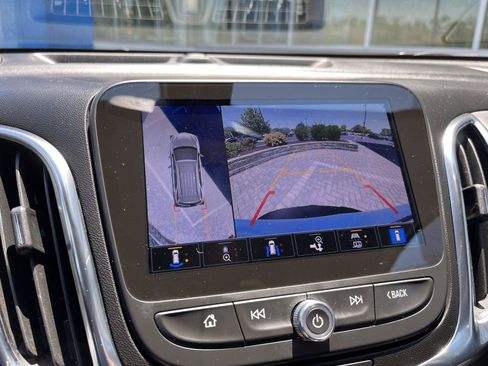 Used 2024 Chevrolet Equinox LT FWD image 26
