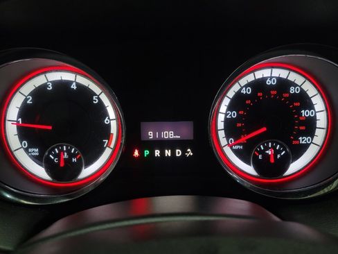 Used 2016 Dodge Grand Caravan SE w/ Quick Order Package 29E SE FWD image 23