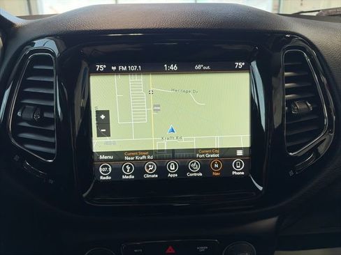 Certified 2018 Jeep Compass Limited w/ Navigation Group image 24