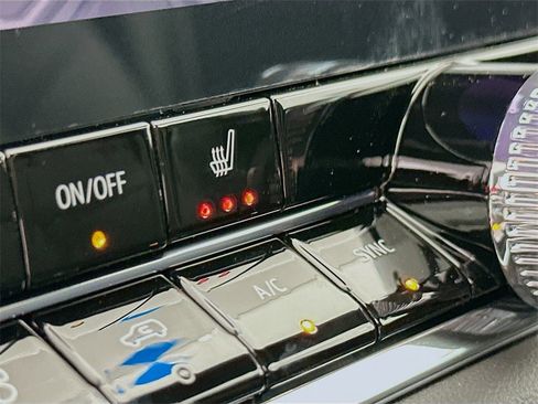 New 2026 GMC Canyon Elevation w/ Convenience Package image 21