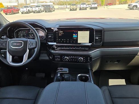 Used 2025 GMC Sierra 1500 SLT image 10