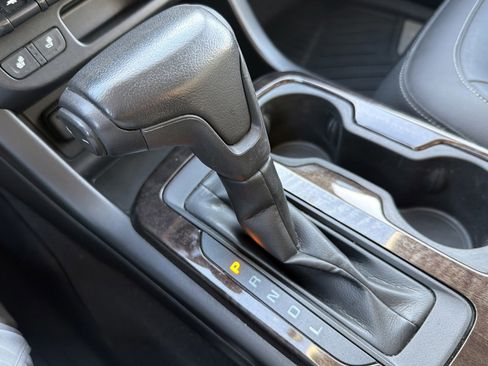 Used 2019 GMC Canyon SLT w/ Driver Alert Package image 30