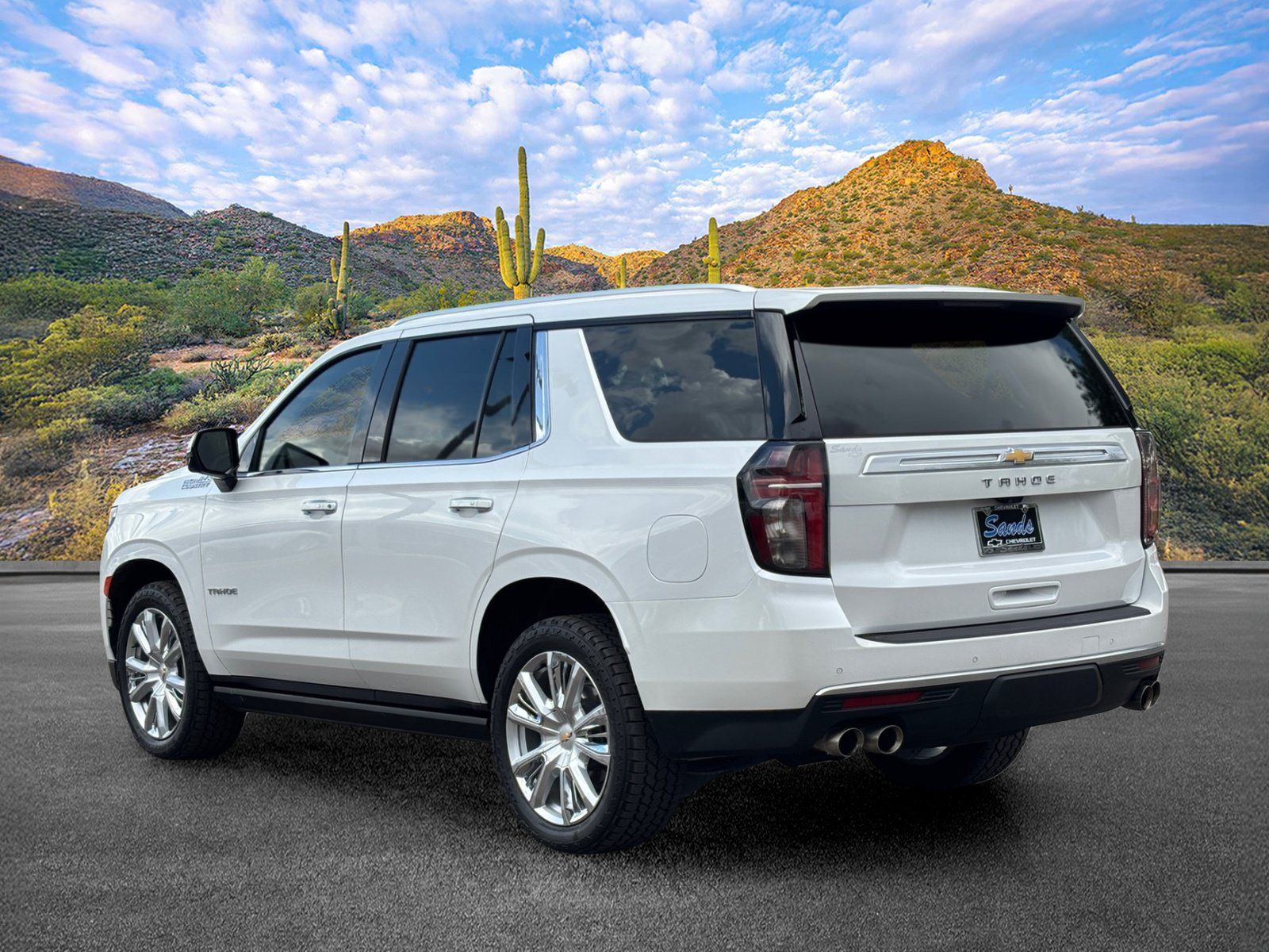 Used 2023 Chevrolet Tahoe High Country w/ Premium Package 2 AWD/4WD image 6