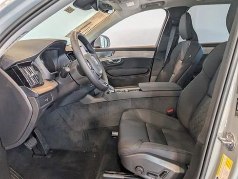New 2026 Volvo XC90 B6 Plus w/ Protection Package Premier AWD/4WD image 9