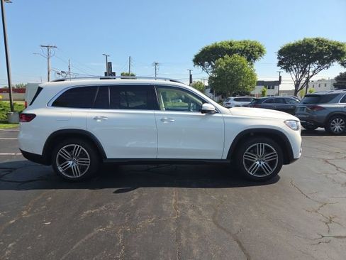 Used 2026 Mercedes-Benz GLS 450 4MATIC image 2