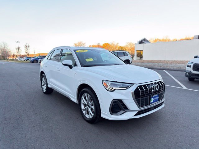 Used 2025 Audi Q3 2.0T Premium AWD/4WD image 4
