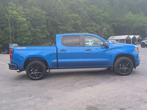 Used 2024 Chevrolet Silverado 1500 Custom AWD/4WD image 10