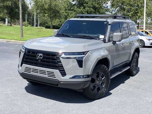 Used 2024 Lexus GX 550 w/ Accessory Package (31) AWD/4WD image 1