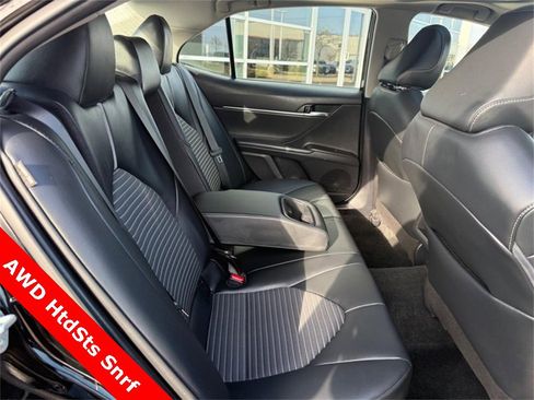 Used 2023 Toyota Camry SE w/ Cold Weather Package image 12