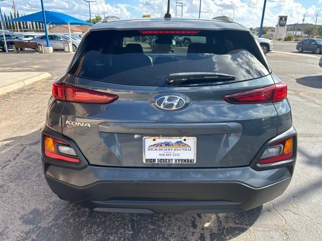 Used 2018 Hyundai Kona SEL w/ SEL Tech Package 02 FWD image 3