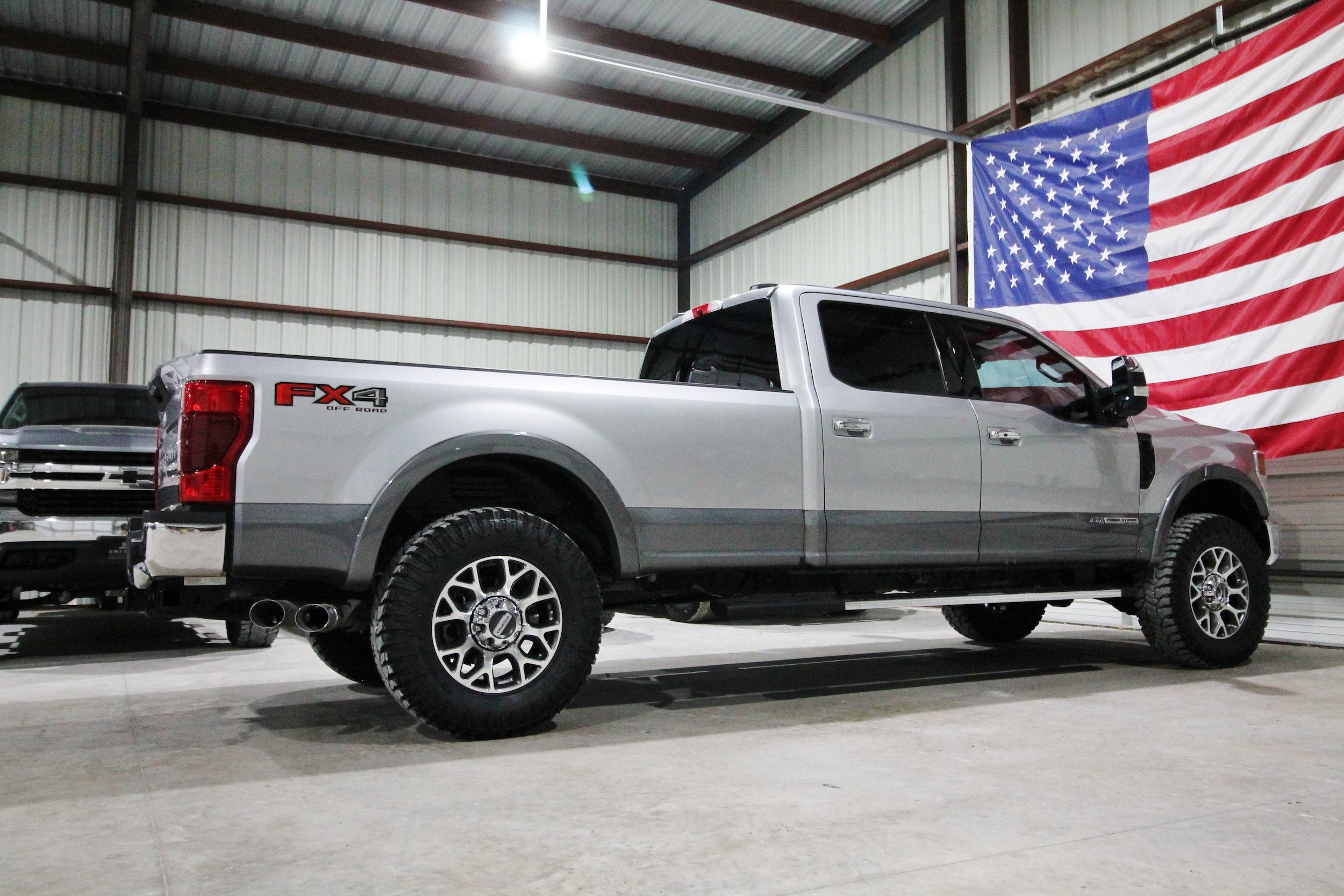 Used 2022 Ford F250 Lariat w/ Lariat Ultimate Package AWD/4WD image 12