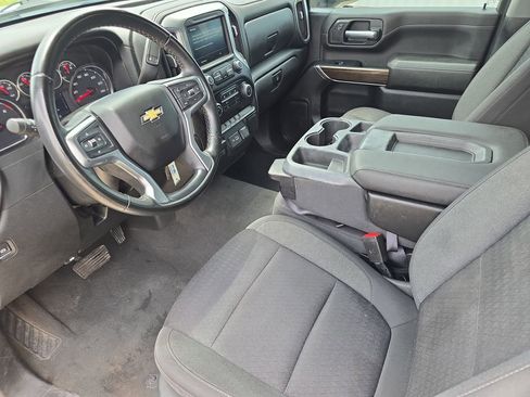 Used 2023 Chevrolet Silverado 2500 LT AWD/4WD image 16