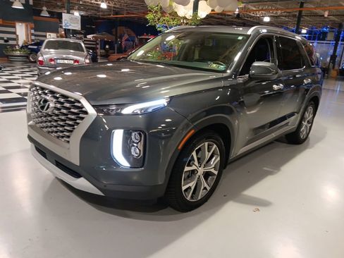 Used 2022 Hyundai Palisade SEL w/ 8P Bench Seat Package AWD/4WD image 10