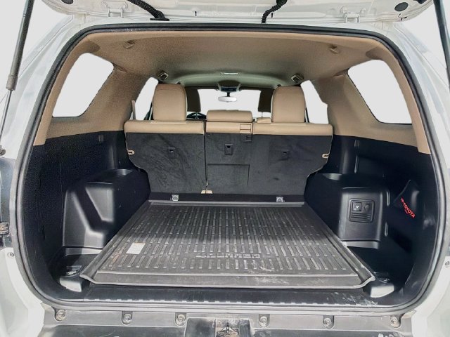 Used 2017 Toyota 4Runner SR5 Premium AWD/4WD image 12