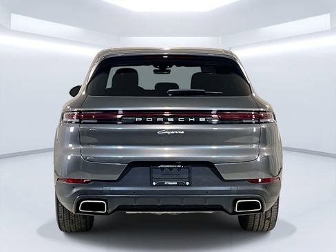 Certified 2024 Porsche Cayenne image 8