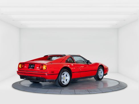 Used 1986 Ferrari 328 GTS image 5