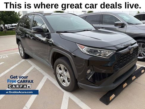 Used 2020 Toyota RAV4 XLE w/ Convenience Package AWD/4WD image 1