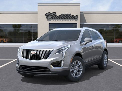 New 2025 Cadillac XT5 Luxury image 6