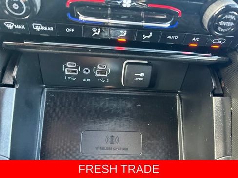 Used 2024 Jeep Grand Cherokee Altitude AWD/4WD image 27