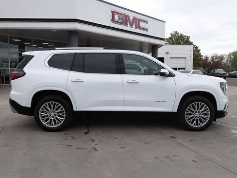 New 2026 GMC Acadia Denali AWD/4WD image 7