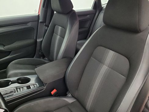 Used 2023 Honda Civic Sport image 17